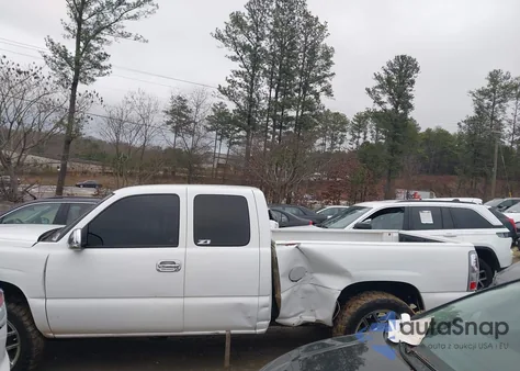 2005 Chevrolet Silverado 1500 Z71 z USA, uszkodzony, nr VIN 1GCEK19Z95Z148447